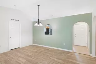 2575 SW 12th Sq Square SW, Vero Beach, FL 32968 - Photo 14