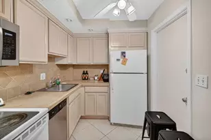 12 NE 19th Ct, Wilton Manors, FL 33305 - Photo 14