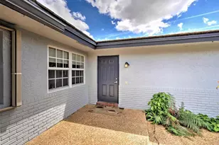 3057 NW 103rd Ln, Coral Springs, FL 33065 - Photo 4