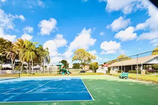 9856 Watermill Cir, Boynton Beach, FL 33437 - Photo 4