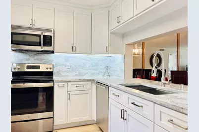 4725 E Lucerne Lakes Blvd Boulevard E #311, Lake Worth, FL 33467 - Photo 2