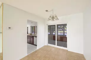 7309 NW 58th Ct, Tamarac, FL 33321 - Photo 10