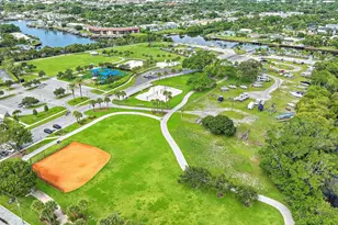 517 Gulf Rd, North Palm Beach, FL 33408 - Photo 46
