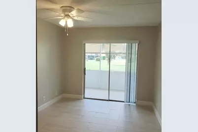 100 Village Green Circle E #112, Palm Springs, FL 33461 - Photo 6