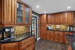 9696 NW 28th Pl, Coral Springs, FL 33065 - Photo 14