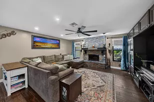 9696 NW 28th Pl, Coral Springs, FL 33065 - Photo 4