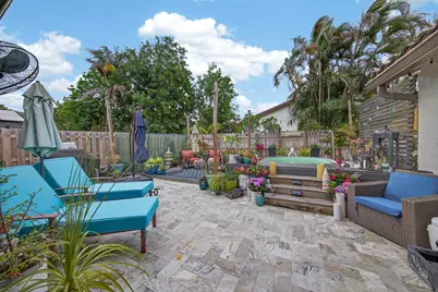 9696 NW 28th Place, Coral Springs, FL 33065 - Photo 38