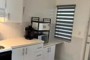 1150 Atlantic Shores Blvd, Hallandale Beach, FL 33009 - Photo 6