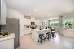 731 SE Celtic Ave, Port Saint Lucie, FL 34983 - Photo 2