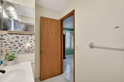 372 SW Carter Avenue, Port Saint Lucie, FL 34983 - Photo 12