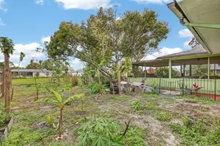 372 SW Carter Ave, Port Saint Lucie, FL 34983 - Photo 24