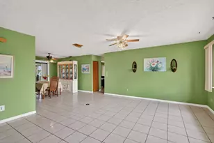 372 SW Carter Ave, Port Saint Lucie, FL 34983 - Photo 4