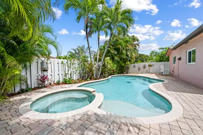 313 SE 4th Terrace, Dania Beach, FL 33004 - Photo 6