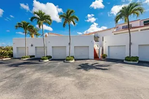 6654 Villa Sonrisa Dr, Boca Raton, FL 33433 - Photo 14