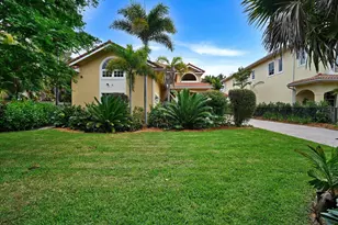 881 SE St Lucie Blvd, Stuart, FL 34996 - Photo 2