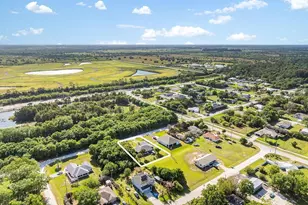8755 91st Ave, Vero Beach, FL 32967 - Photo 8
