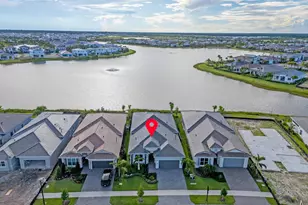 10099 Regency Wy, Palm Beach Gardens, FL 33412 - Photo 4