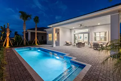 10099 Regency Way, Palm Beach Gardens, FL 33412 - Photo 1