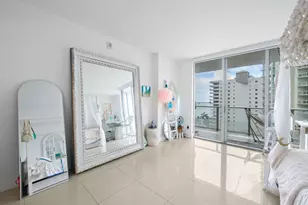 1300 Brickell Bay Dr, Miami, FL 33131 - Photo 2