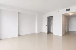 1300 Brickell Bay Dr, Miami, FL 33131 - Photo 4