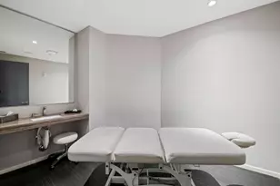 1300 Brickell Bay Dr, Miami, FL 33131 - Photo 26