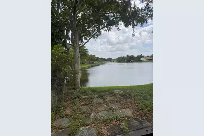 13740 Cumberland Place, Davie, FL 33325 - Photo 8