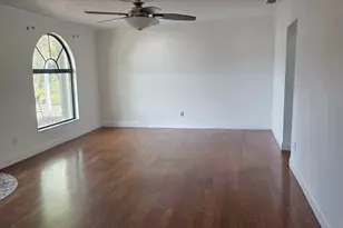 1761 SW Monterrey Ln, Port Saint Lucie, FL 34953 - Photo 2