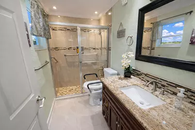 3700 NW 27th Street, Lauderdale Lakes, FL  - Photo 8