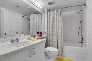 1670 N 42ND Cir, Vero Beach, FL 32967 - Photo 16