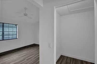 1180 SW 108th Terrace, Davie, FL 33324 - Photo 18