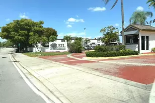 9711 Fontainebleau Blvd, Miami, FL 33172 - Photo 22