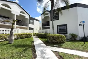 9711 Fontainebleau Blvd, Miami, FL 33172 - Photo 2