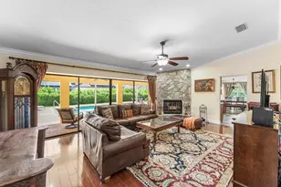 2099 Greenview Cove Dr, Wellington, FL 33414 - Photo 12