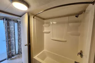 2011 SW 84th Ave, Davie, FL 33324 - Photo 22