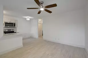 525 S Broadway St, Lantana, FL 33462 - Photo 2