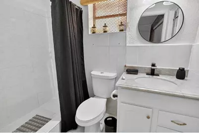 4325 NW 36th Way, Lauderdale Lakes, FL 33309 - Photo 4