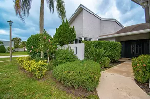 7484 Malibu Crescent, Boca Raton, FL 33433 - Photo 4