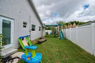 7484 Malibu Crescent, Boca Raton, FL 33433 - Photo 54