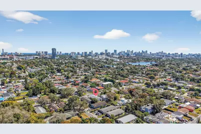 708 SW 7th Avenue, Hallandale Beach, FL 33009 - Photo 36