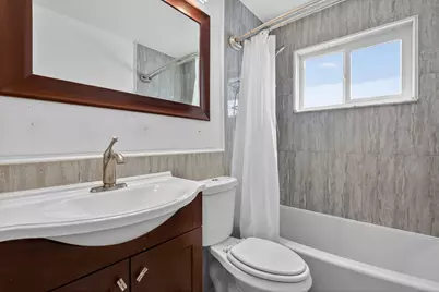 708 SW 7th Avenue, Hallandale Beach, FL 33009 - Photo 18