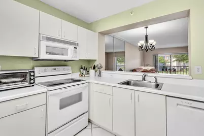 9537 Weldon Circle #I213, Tamarac, FL 33321 - Photo 8