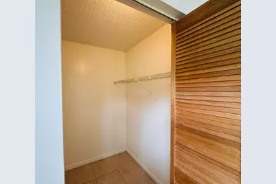20681 NE 4th Place #105, Miami, FL 33179 - Photo 16