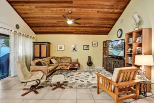 7418 NW 49th St, Lauderhill, FL 33319 - Photo 8