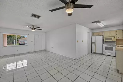 8104 NW 94th Avenue, Tamarac, FL 33321 - Photo 14