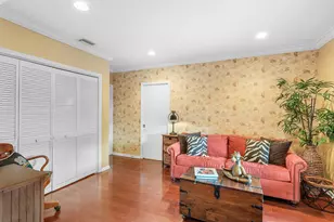 13329 Polo Club Rd, Wellington, FL 33414 - Photo 10