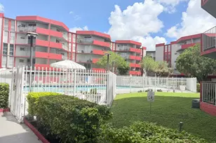 1750 W 46th St, Hialeah, FL 33012 - Photo 32