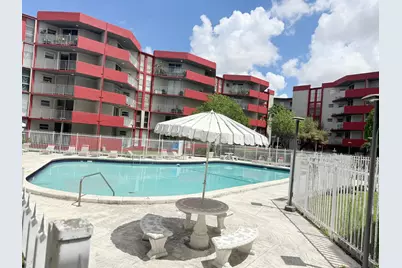 1750 W 46th Street #222, Hialeah, FL 33012 - Photo 34