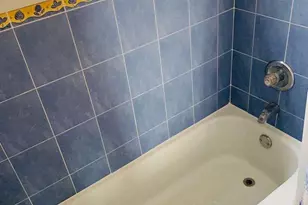 1750 W 46th St, Hialeah, FL 33012 - Photo 22