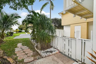170 Seabreeze Circle, Jupiter, FL 33477 - Photo 4