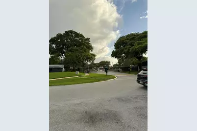 1148 Summit Trail Circle #D, West Palm Beach, FL 33415 - Photo 40